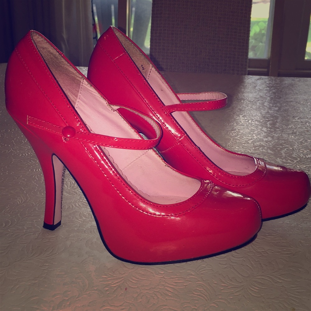Women's Babydoll Platform Pump